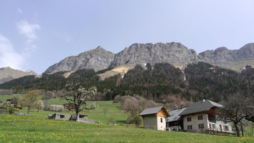 Le Milan Royal - Montmin Daire Dış mekan fotoğraf