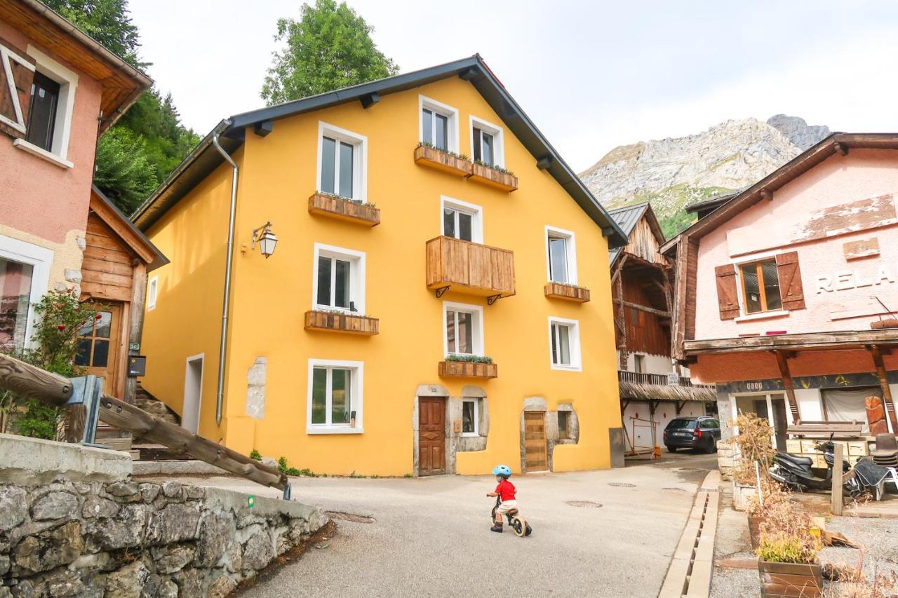 Le Milan Royal - Montmin Daire Dış mekan fotoğraf